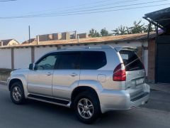 Photo of the vehicle Lexus GX