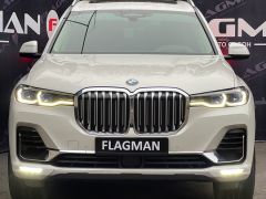 Фото авто BMW X7