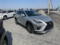 Photo of the vehicle Lexus NX