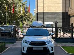 Сүрөт унаа Toyota Highlander