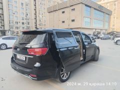 Фото авто Kia Carnival