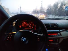 Photo of the vehicle BMW X5