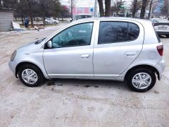 Сүрөт унаа Toyota Vitz