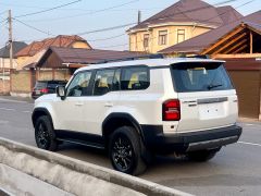 Сүрөт унаа Toyota Land Cruiser Prado