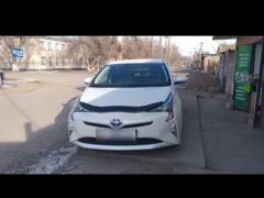 Сүрөт унаа Toyota Prius