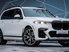 Photo of the vehicle BMW X7