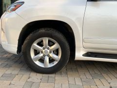 Photo of the vehicle Lexus GX