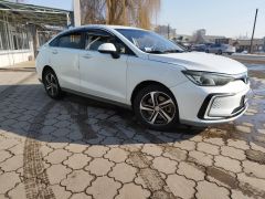 Фото авто BAIC EU5