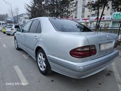 Фото авто Mercedes-Benz E-Класс