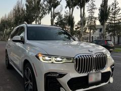 Photo of the vehicle BMW X7