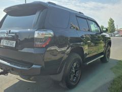 Photo of the vehicle Toyota 4Runner