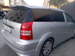 Сүрөт унаа Toyota Wish