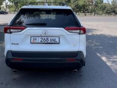 Сүрөт Toyota RAV4  2019