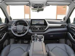 Photo of the vehicle Toyota Highlander