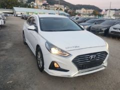 Photo of the vehicle Hyundai Sonata