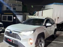 Сүрөт унаа Toyota RAV4