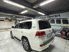 Фото авто Toyota Land Cruiser