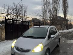 Фото авто Honda Fit