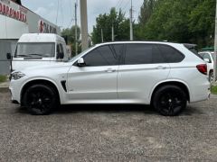 Photo of the vehicle BMW X5