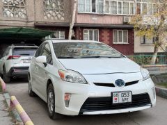 Фото авто Toyota Prius