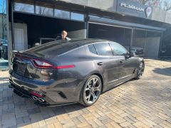 Сүрөт унаа Kia Stinger