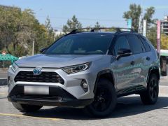 Сүрөт унаа Toyota RAV4