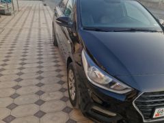 Сүрөт унаа Hyundai Solaris