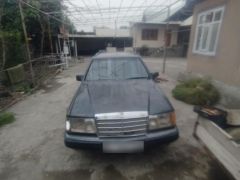 Сүрөт унаа Mercedes-Benz W124