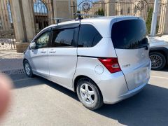 Сүрөт унаа Honda Freed