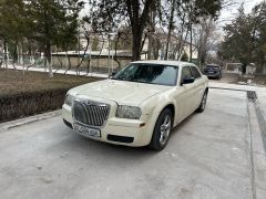 Photo of the vehicle Chrysler 300C