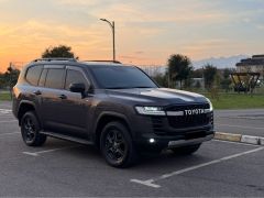 Сүрөт унаа Toyota Land Cruiser