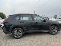 Сүрөт унаа Toyota RAV4