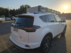 Сүрөт унаа Toyota RAV4