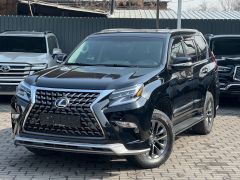 Photo of the vehicle Lexus GX