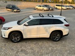 Сүрөт унаа Toyota Highlander