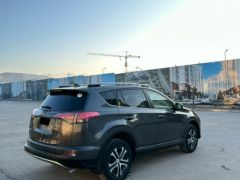 Сүрөт унаа Toyota RAV4