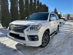 Photo of the vehicle Lexus LX