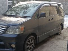 Фото авто Toyota Noah