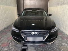 Photo of the vehicle Hyundai Grandeur