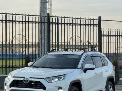 Сүрөт унаа Toyota RAV4