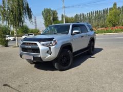 Photo of the vehicle Toyota 4Runner