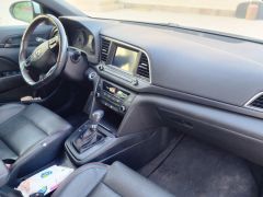 Сүрөт унаа Hyundai Elantra