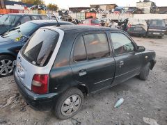 Photo of the vehicle Nissan March