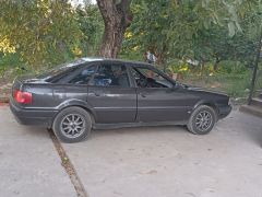 Photo of the vehicle Audi 80