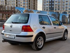 Photo of the vehicle Volkswagen Golf