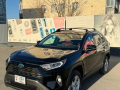 Сүрөт унаа Toyota RAV4