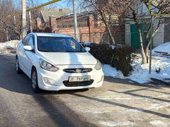 Сүрөт унаа Hyundai Solaris