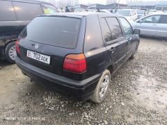 Photo of the vehicle Volkswagen Golf