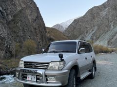 Сүрөт унаа Toyota Land Cruiser Prado