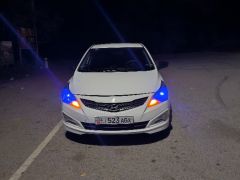 Фото авто Hyundai Solaris